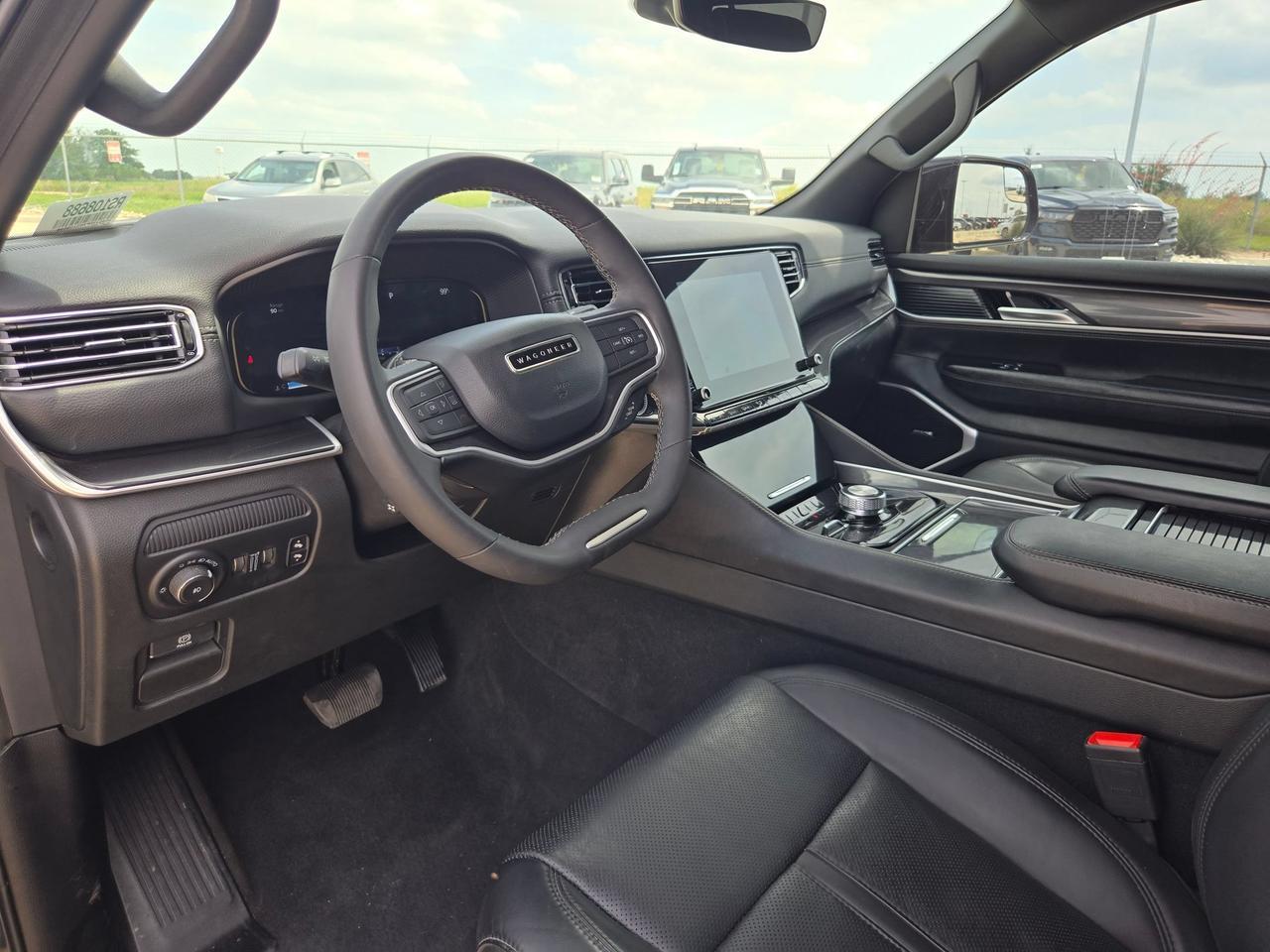 2024 Jeep Wagoneer BASE Castroville TX