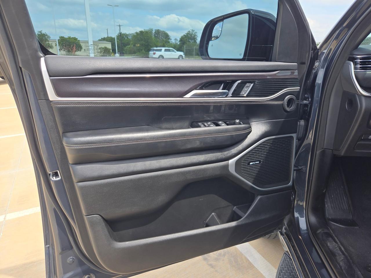 2024 Jeep Wagoneer BASE Castroville TX