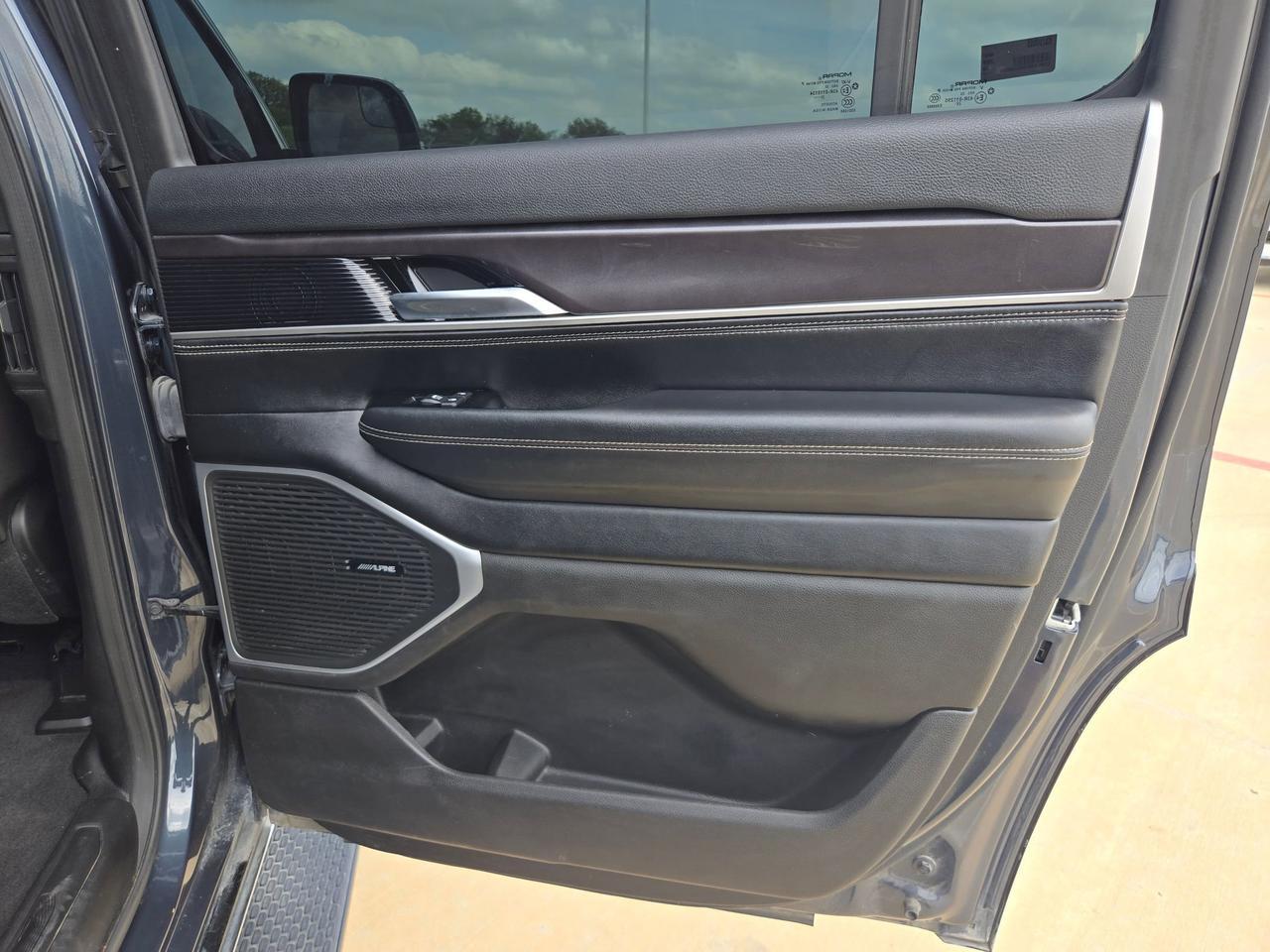 2024 Jeep Wagoneer BASE Castroville TX