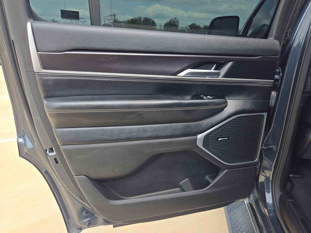 2024 Jeep Wagoneer BASE Castroville TX