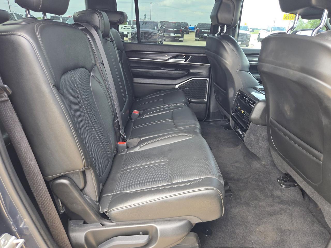 2024 Jeep Wagoneer BASE Castroville TX