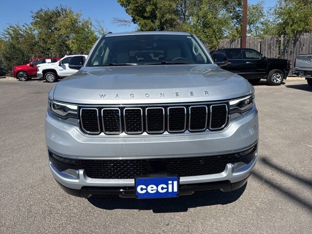 2024 Jeep Wagoneer Base