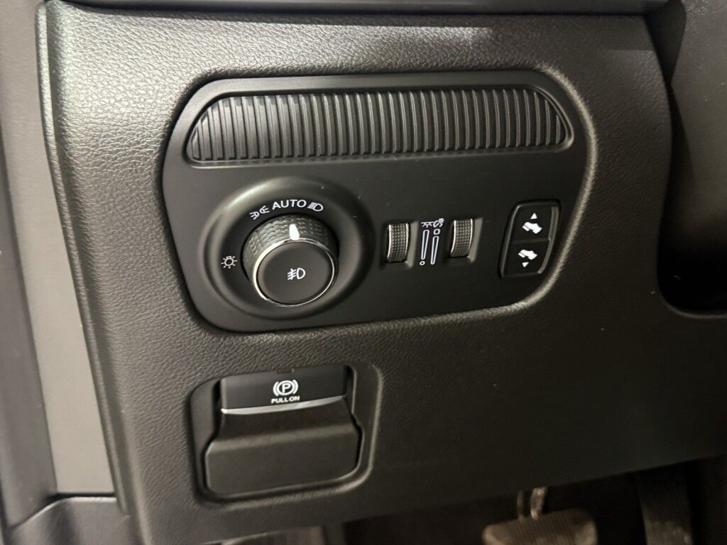 2024 Jeep Wagoneer Carbide Series II 4x4 Maumee OH