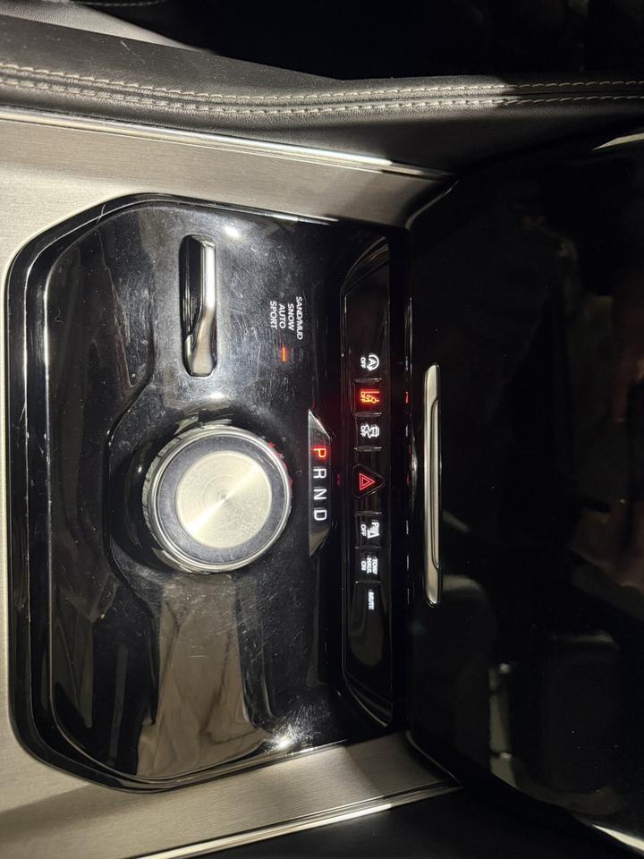 2024 Jeep Wagoneer Carbide Series II 4x4 Maumee OH