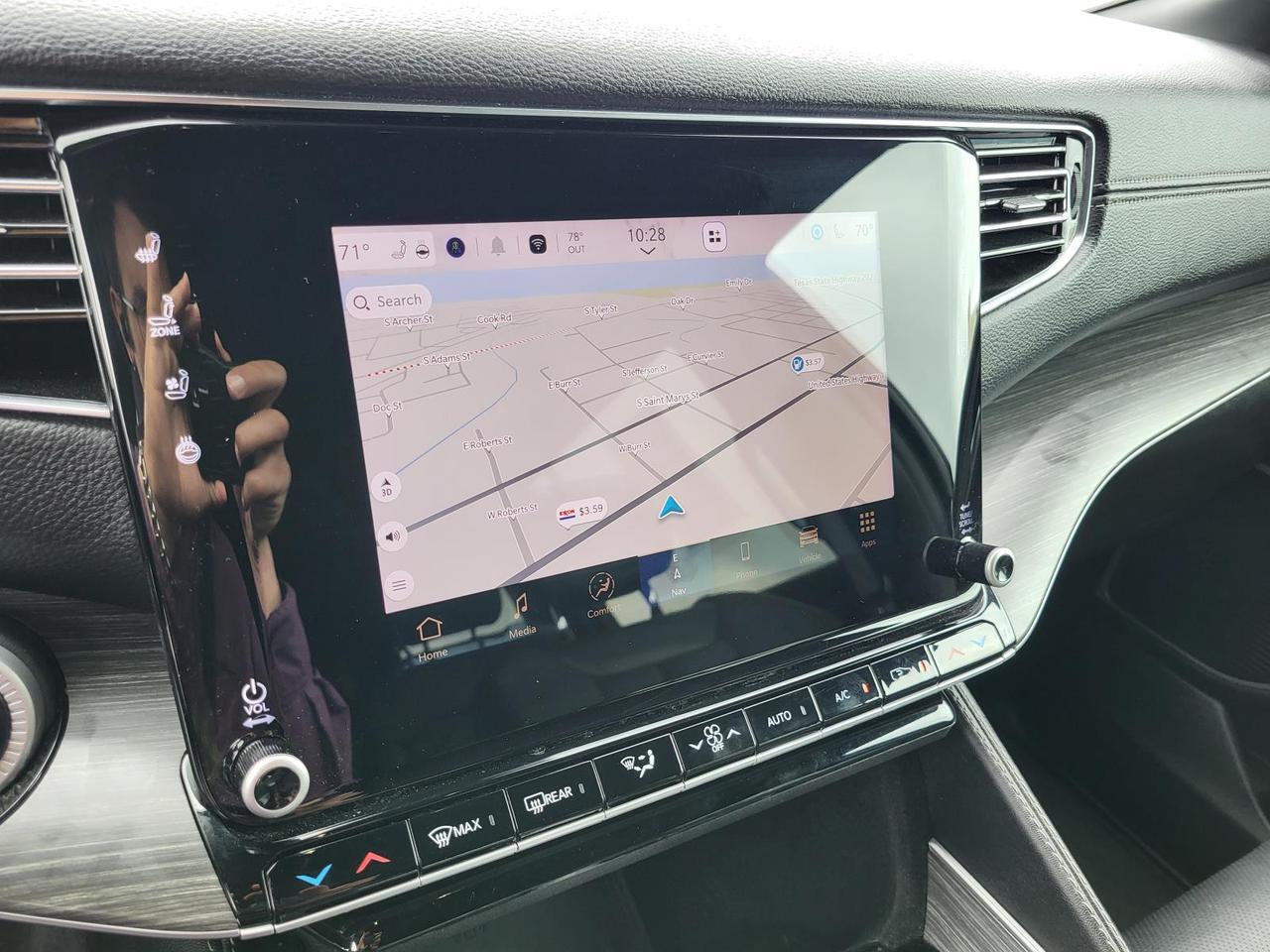 2024 Jeep Wagoneer L Series II 4x2 *Ltd Avail* Beeville TX