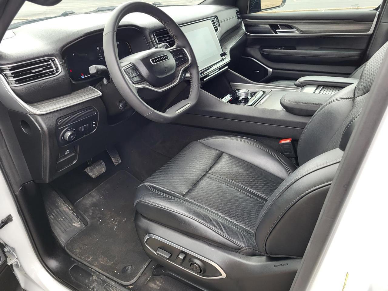 2024 Jeep Wagoneer L Series II 4x2 *Ltd Avail* Beeville TX