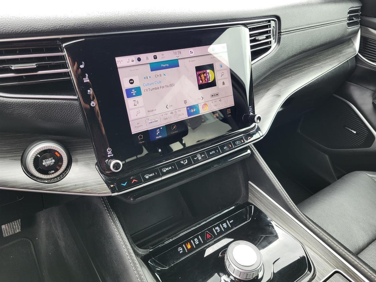 2024 Jeep Wagoneer L Series II 4x2 *Ltd Avail* Beeville TX