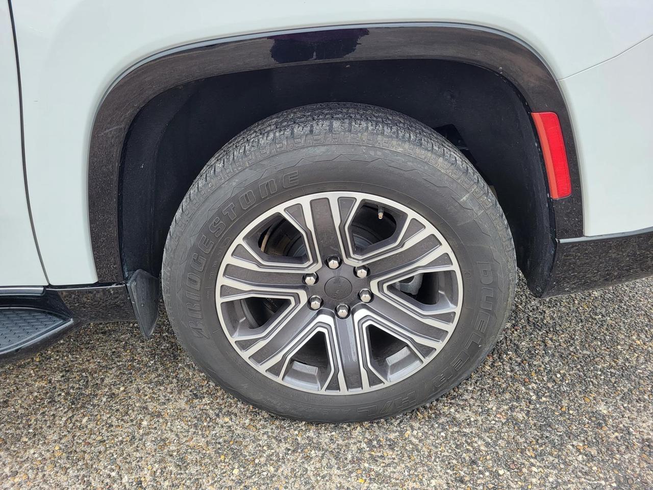 2024 Jeep Wagoneer L Series II 4x2 *Ltd Avail* Beeville TX