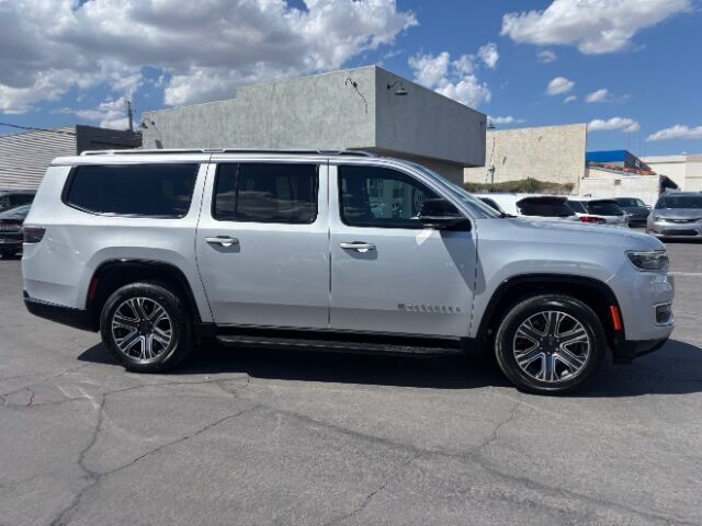 2024 Jeep Wagoneer L Series II 4x2
