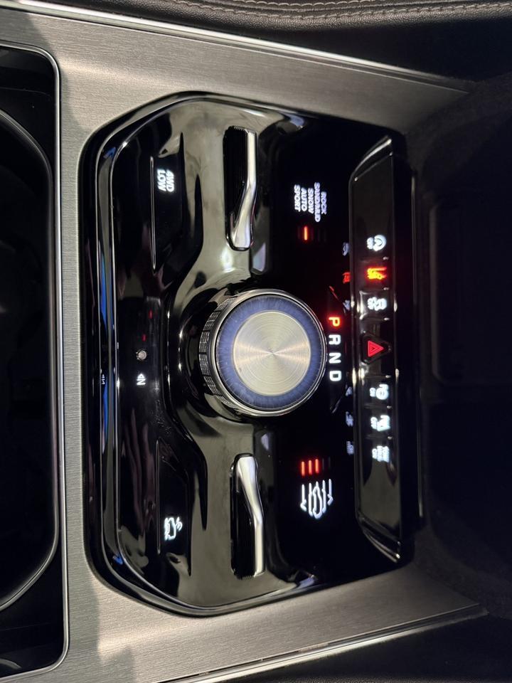 2024 Jeep Wagoneer L Series II Carbide 4x4 Maumee OH