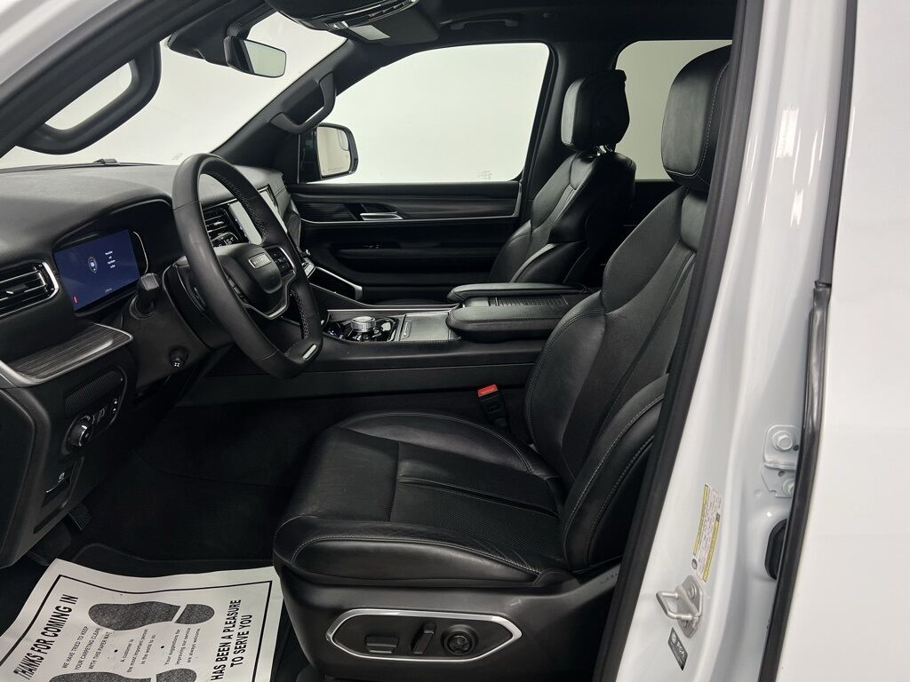 2024 Jeep Wagoneer L Series II Highlands Ranch CO