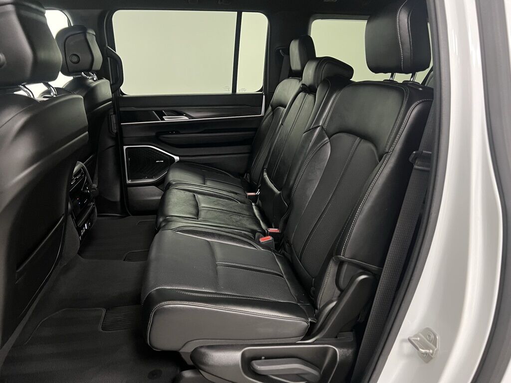 2024 Jeep Wagoneer L Series II Highlands Ranch CO