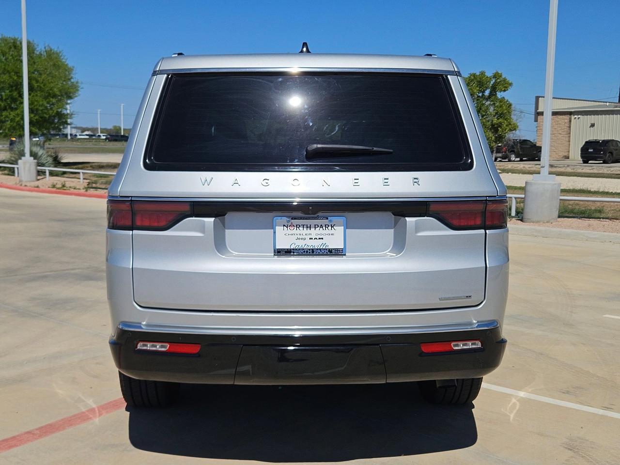 2024 Jeep Wagoneer L Series II Castroville TX