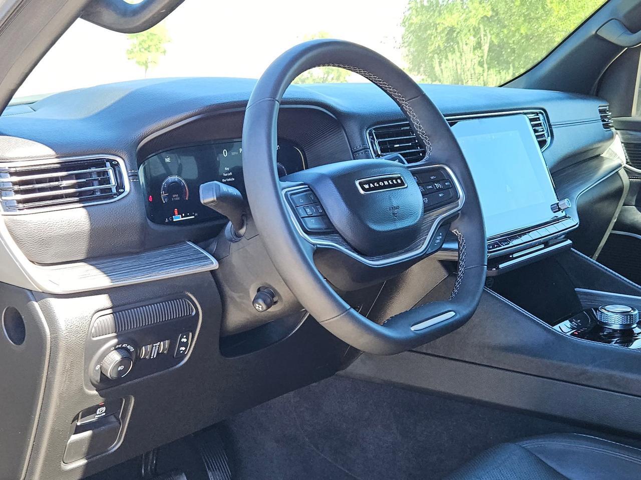 2024 Jeep Wagoneer L Series II Castroville TX