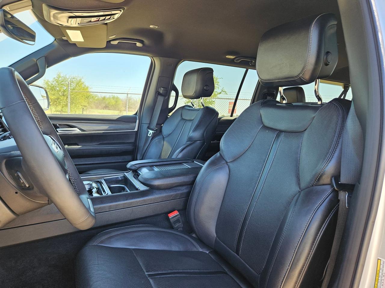 2024 Jeep Wagoneer L Series II Castroville TX