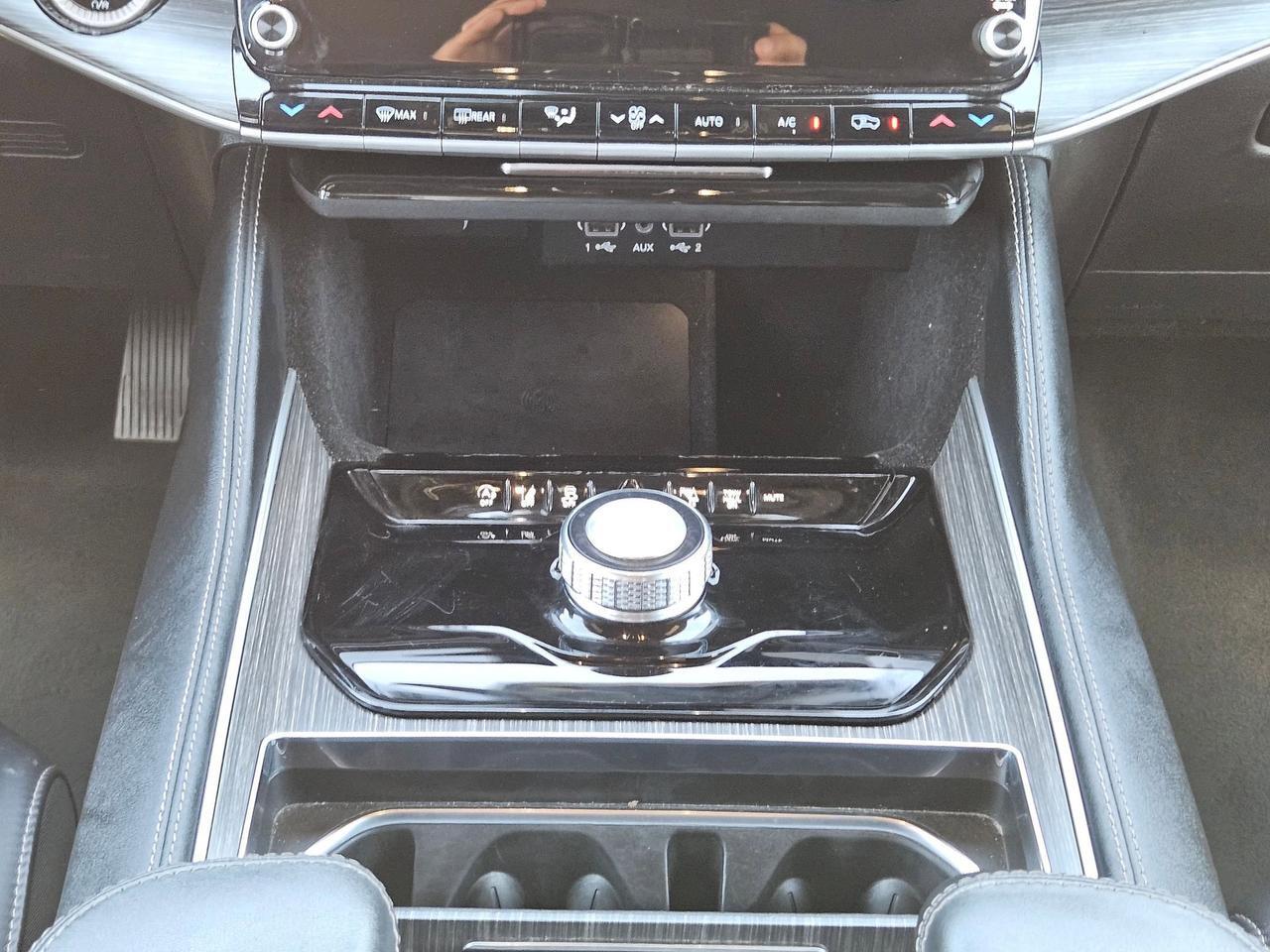 2024 Jeep Wagoneer L Series II Castroville TX