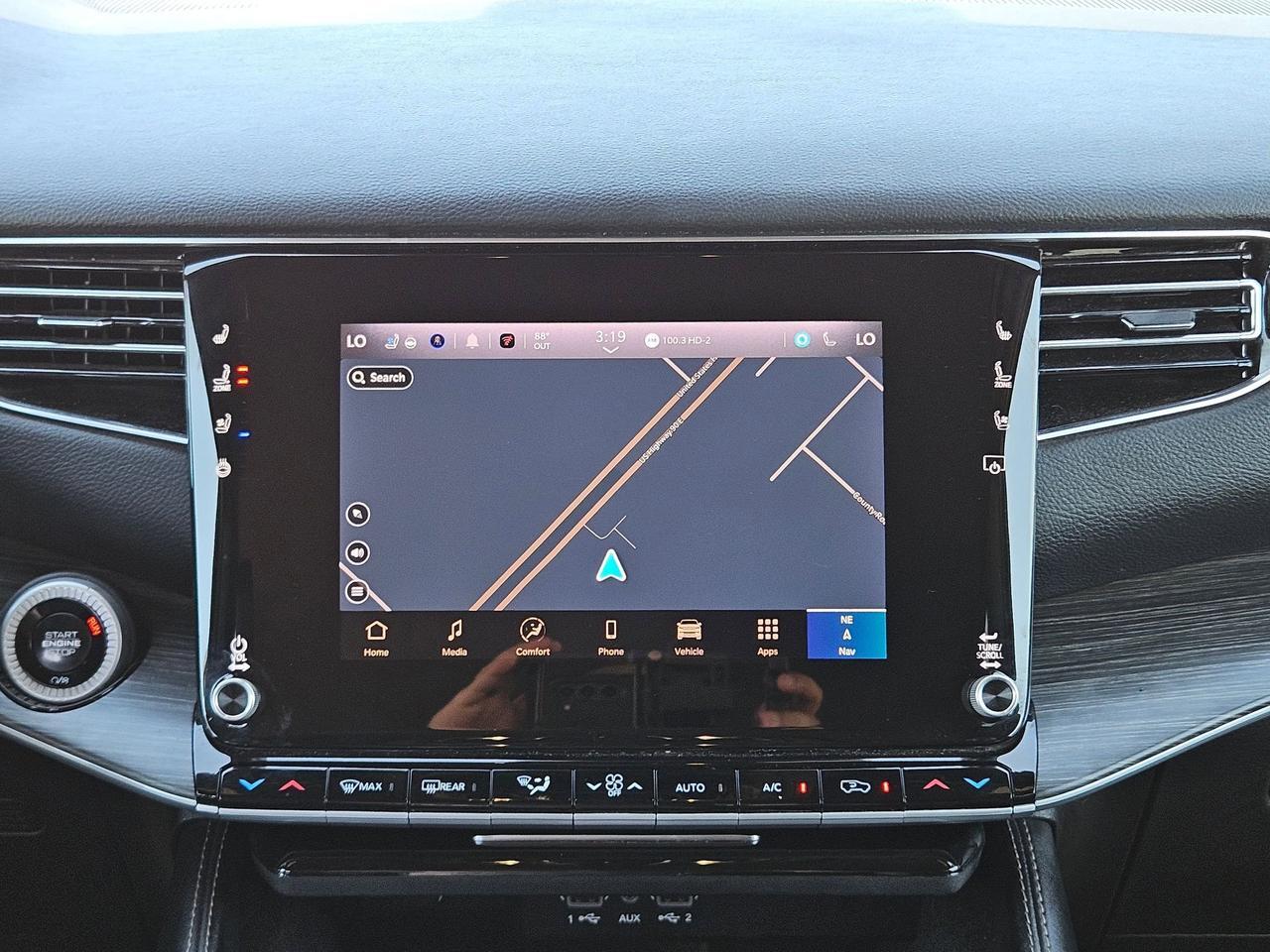 2024 Jeep Wagoneer L Series II Castroville TX