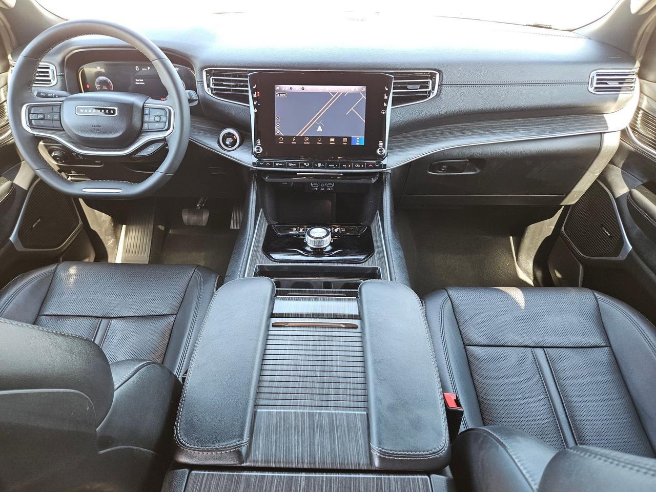 2024 Jeep Wagoneer L Series II Castroville TX