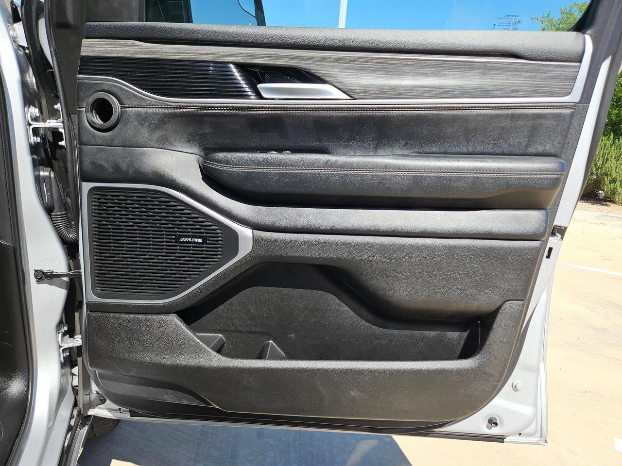 2024 Jeep Wagoneer L Series II Castroville TX