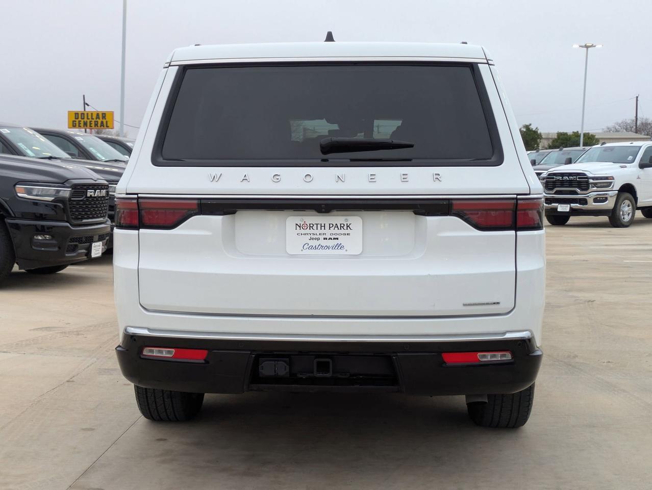 2024 Jeep Wagoneer L Series II Castroville TX