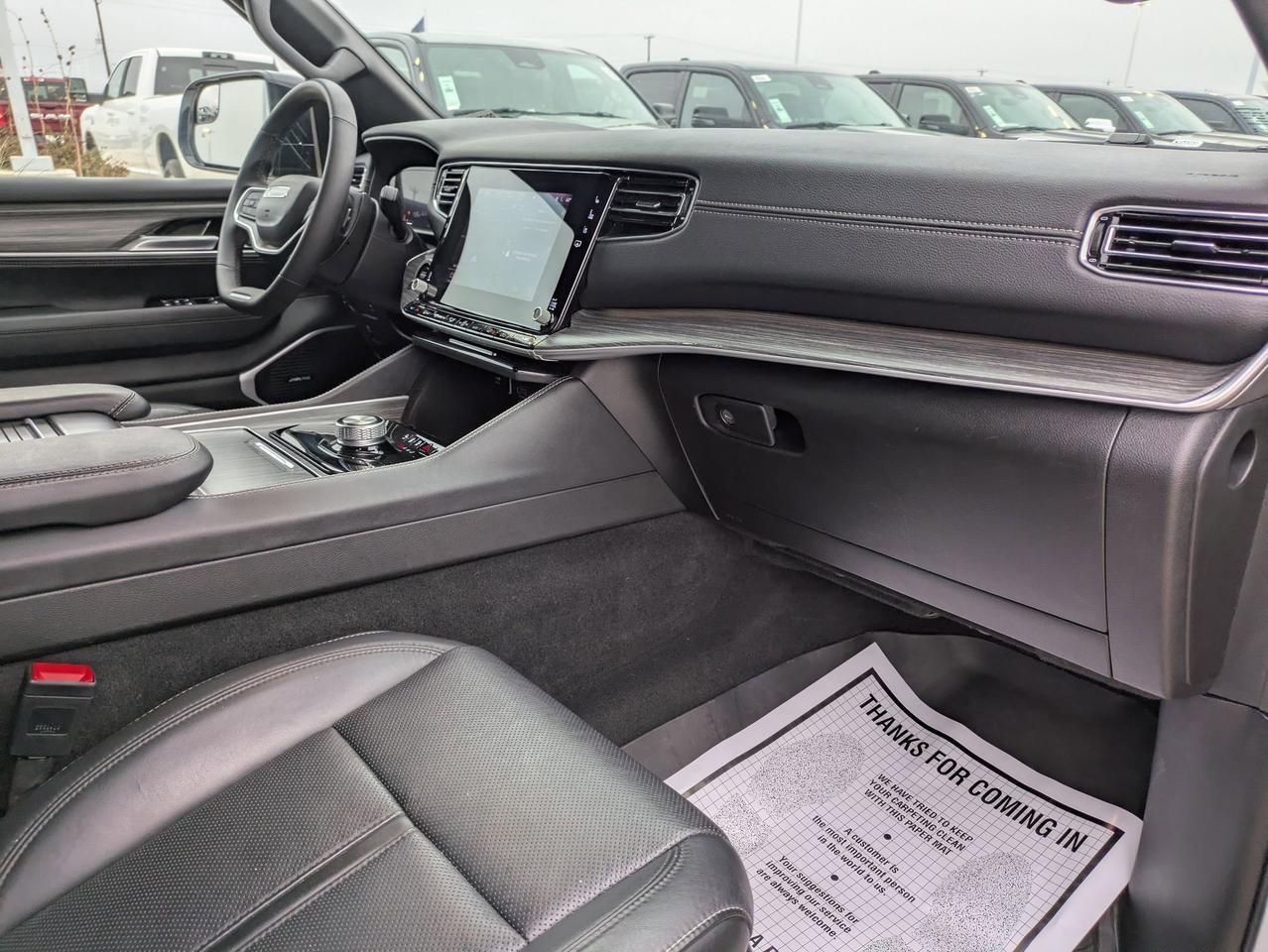 2024 Jeep Wagoneer L Series II Castroville TX