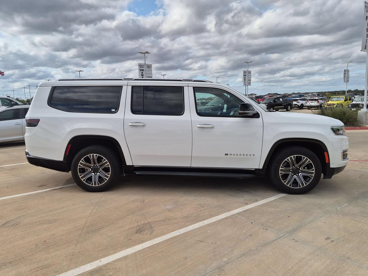 2024 Jeep Wagoneer L Series II Castroville TX