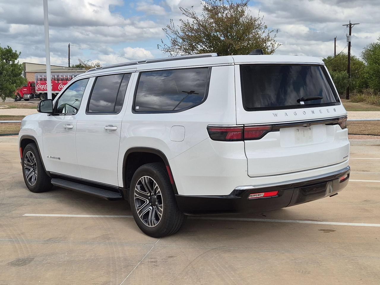 2024 Jeep Wagoneer L Series II Castroville TX