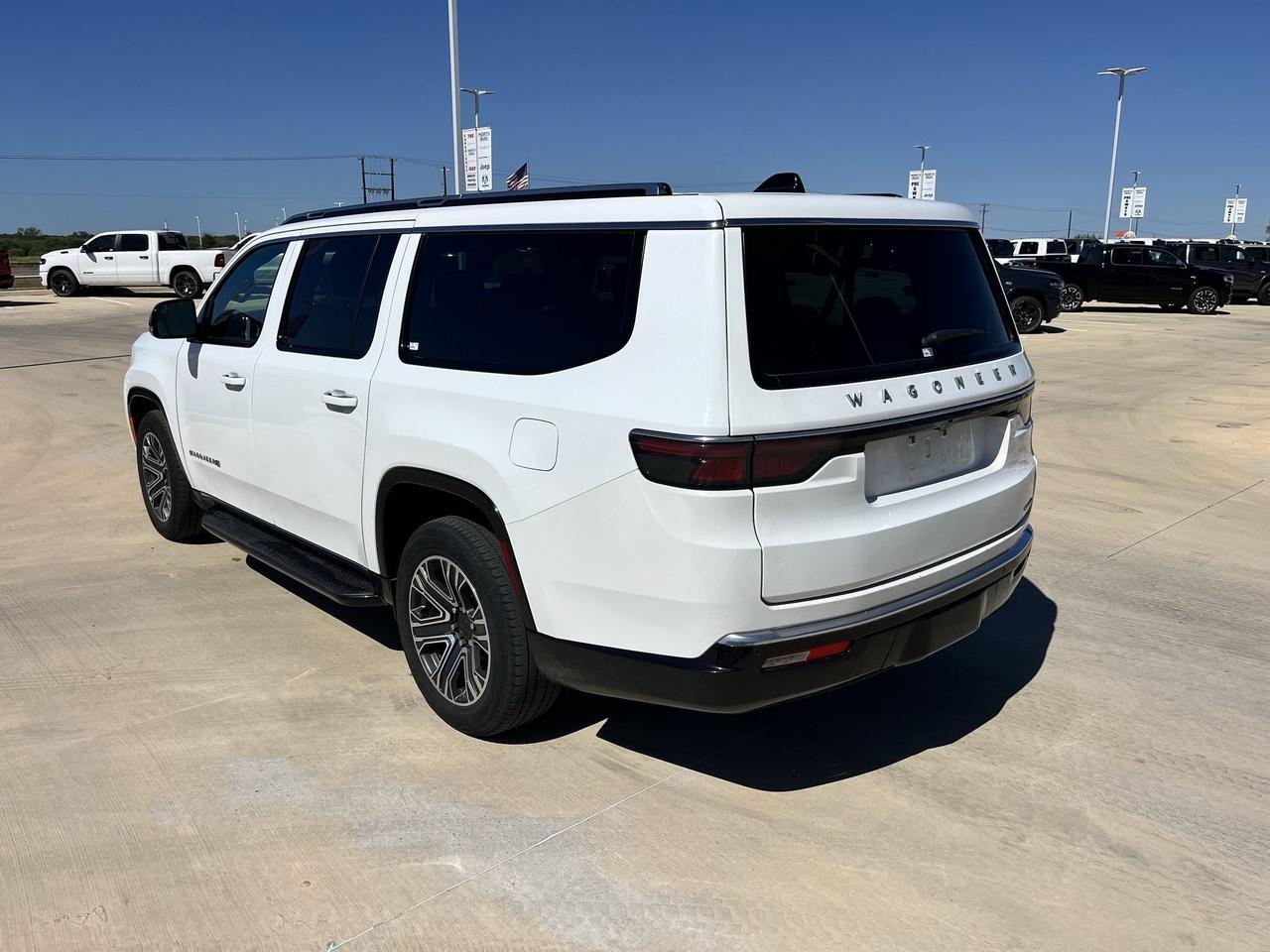 2024 Jeep Wagoneer L Series II Castroville TX
