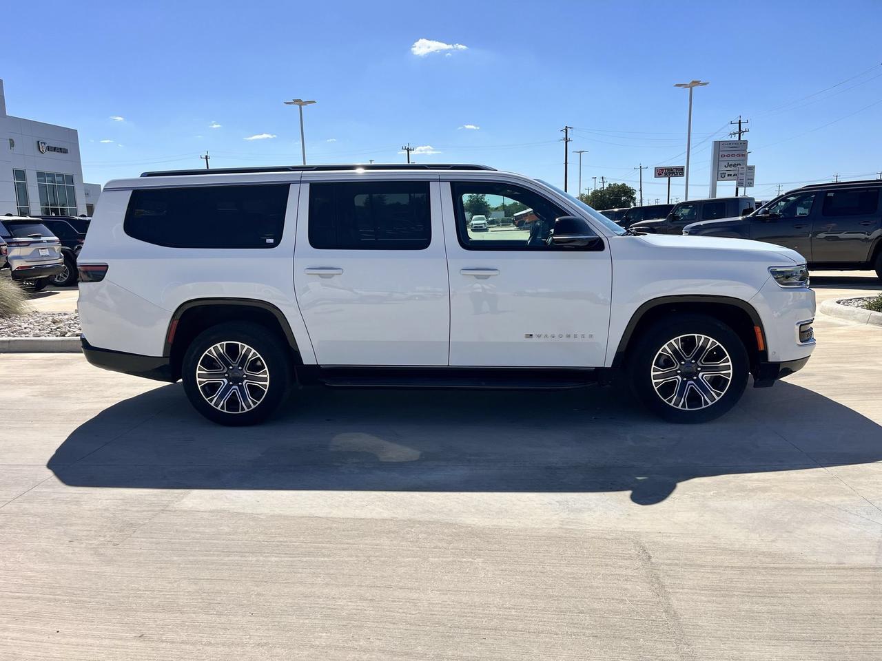 2024 Jeep Wagoneer L Series II Castroville TX