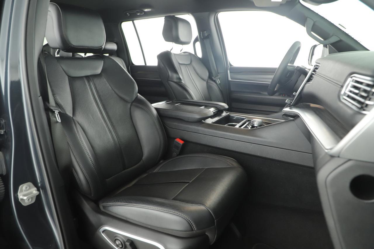 2024 Jeep Wagoneer L Series II New Braunfels TX