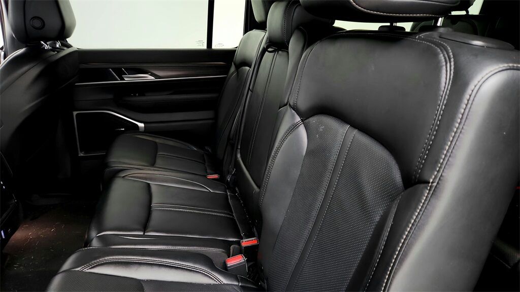 2024 Jeep Wagoneer L Series II Hunt Valley MD