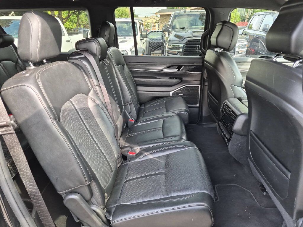 2024 Jeep Wagoneer L Series III Gresham OR