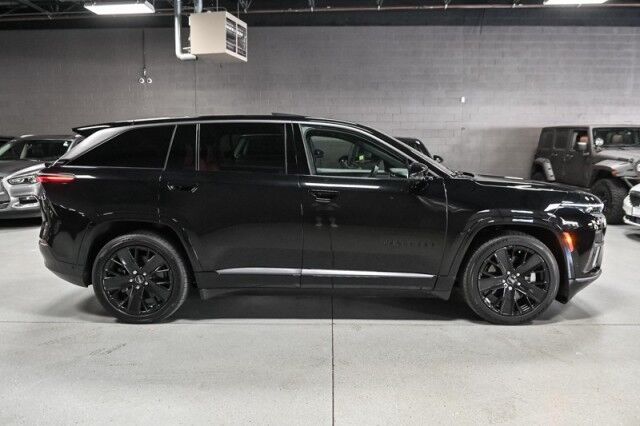2024 Jeep Wagoneer S Launch Edition 4dr SUV Chicago IL