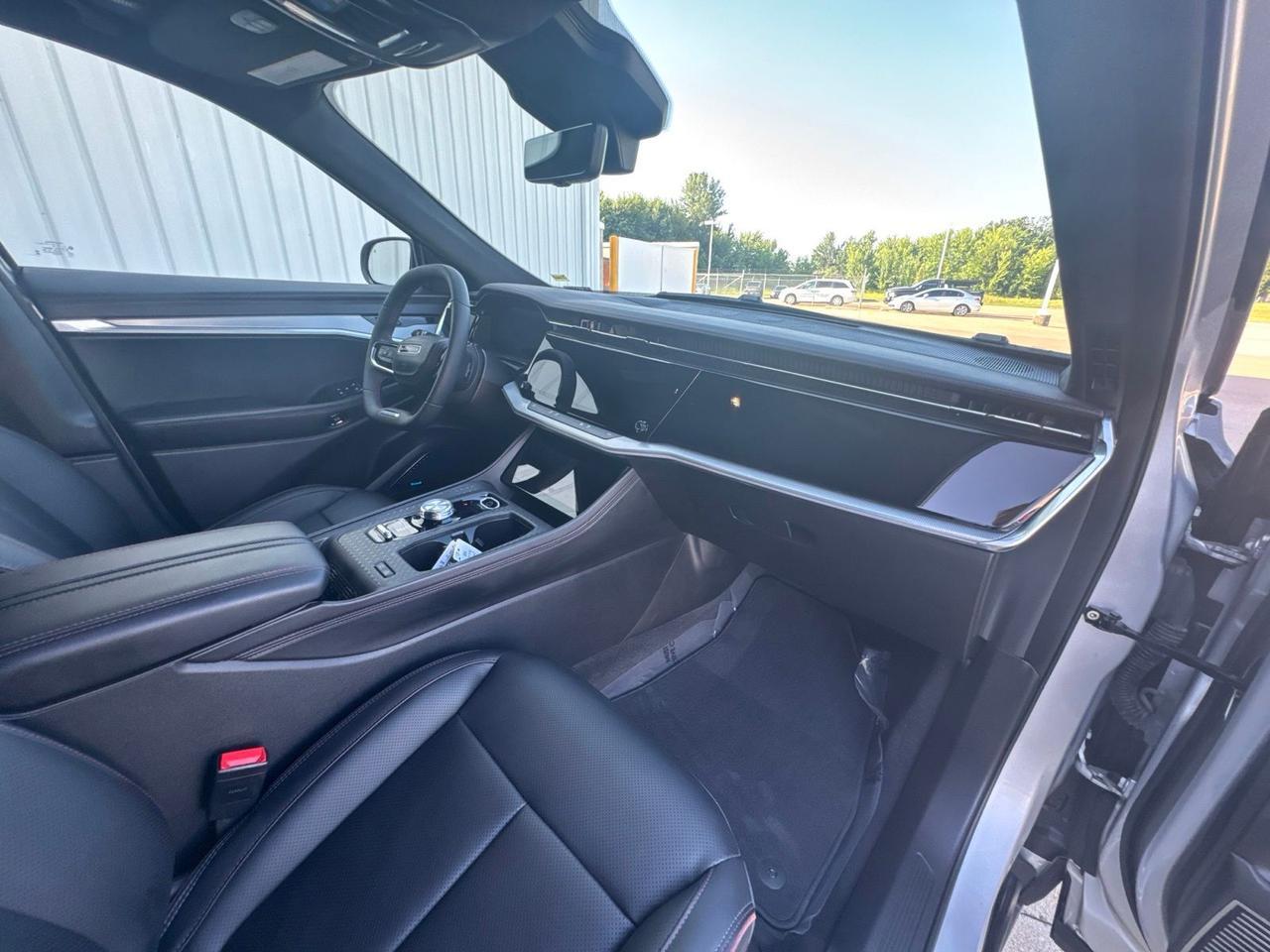 2024 Jeep Wagoneer S Launch Edition West Burlington IA