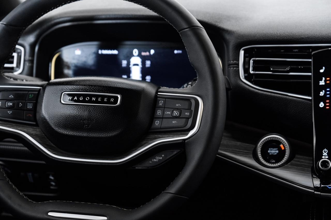 2024 Jeep Wagoneer SERIES II 4WD BLIND SPOT ASSIST NAVIGATION LEATHER SEATS REAR CA Carrollton TX