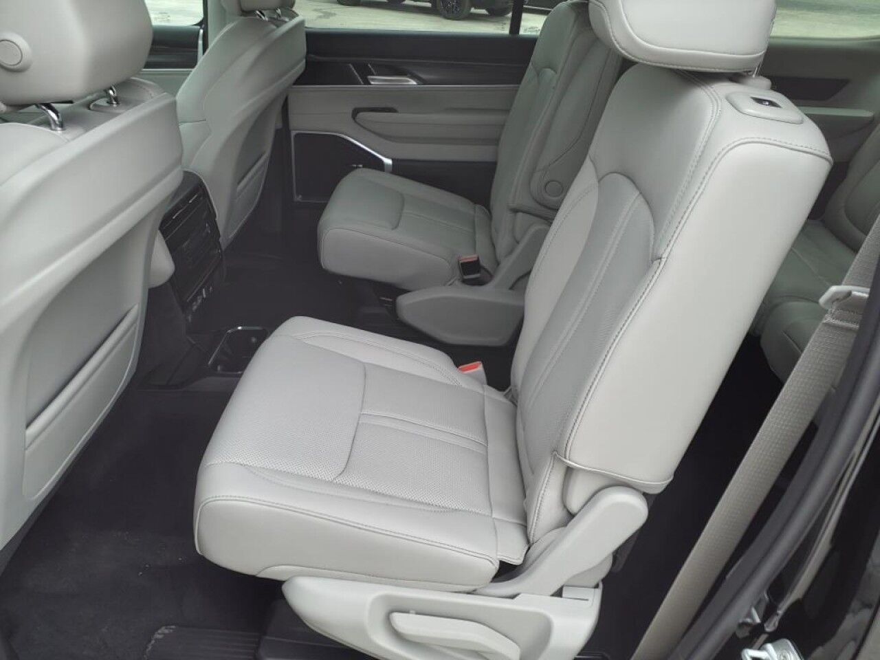 2024 Jeep Wagoneer Series II Uvalde TX