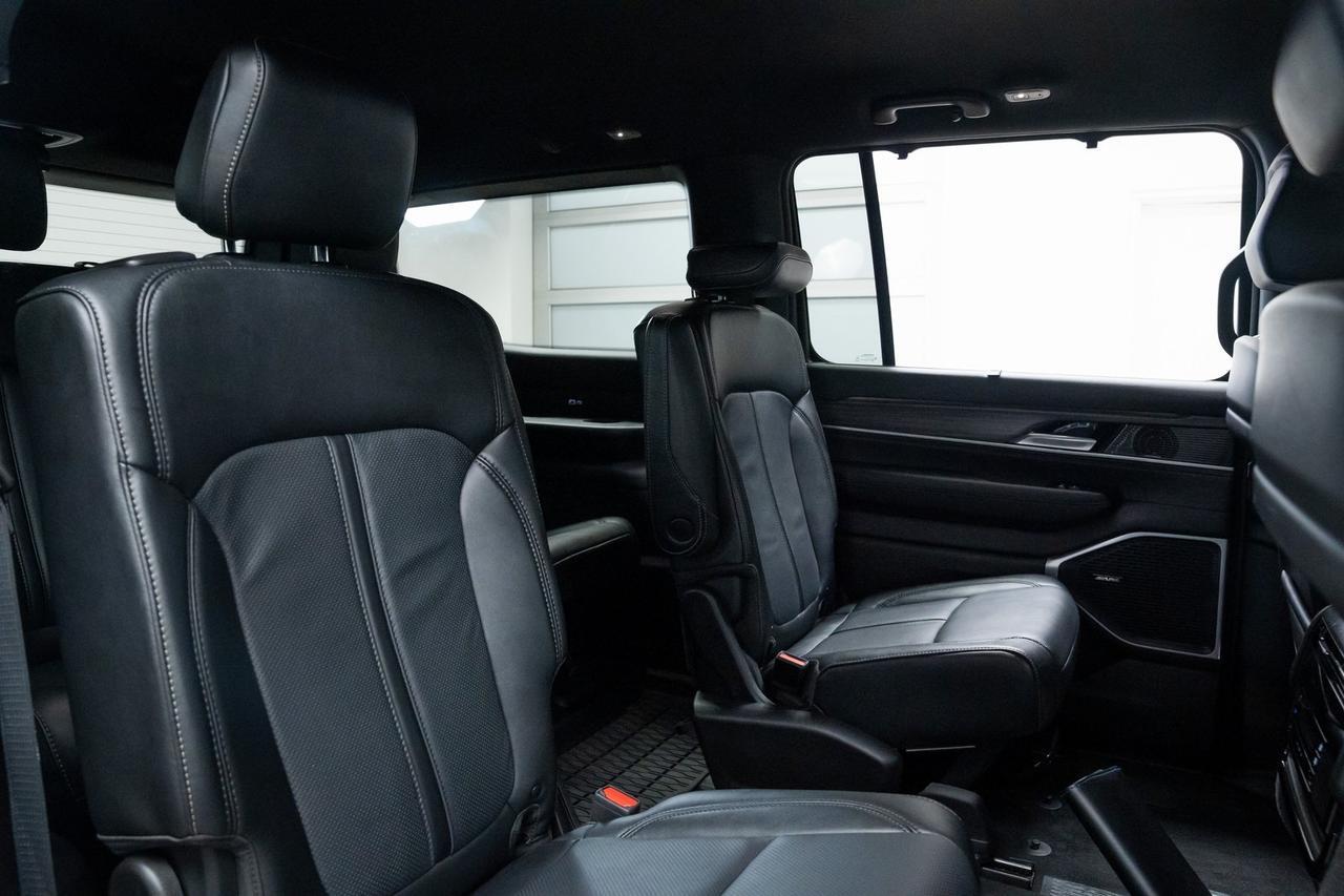 2024 Jeep Wagoneer Series II 1 Owner Head-Up Display Quadra-Lift Air Suspension Portland OR