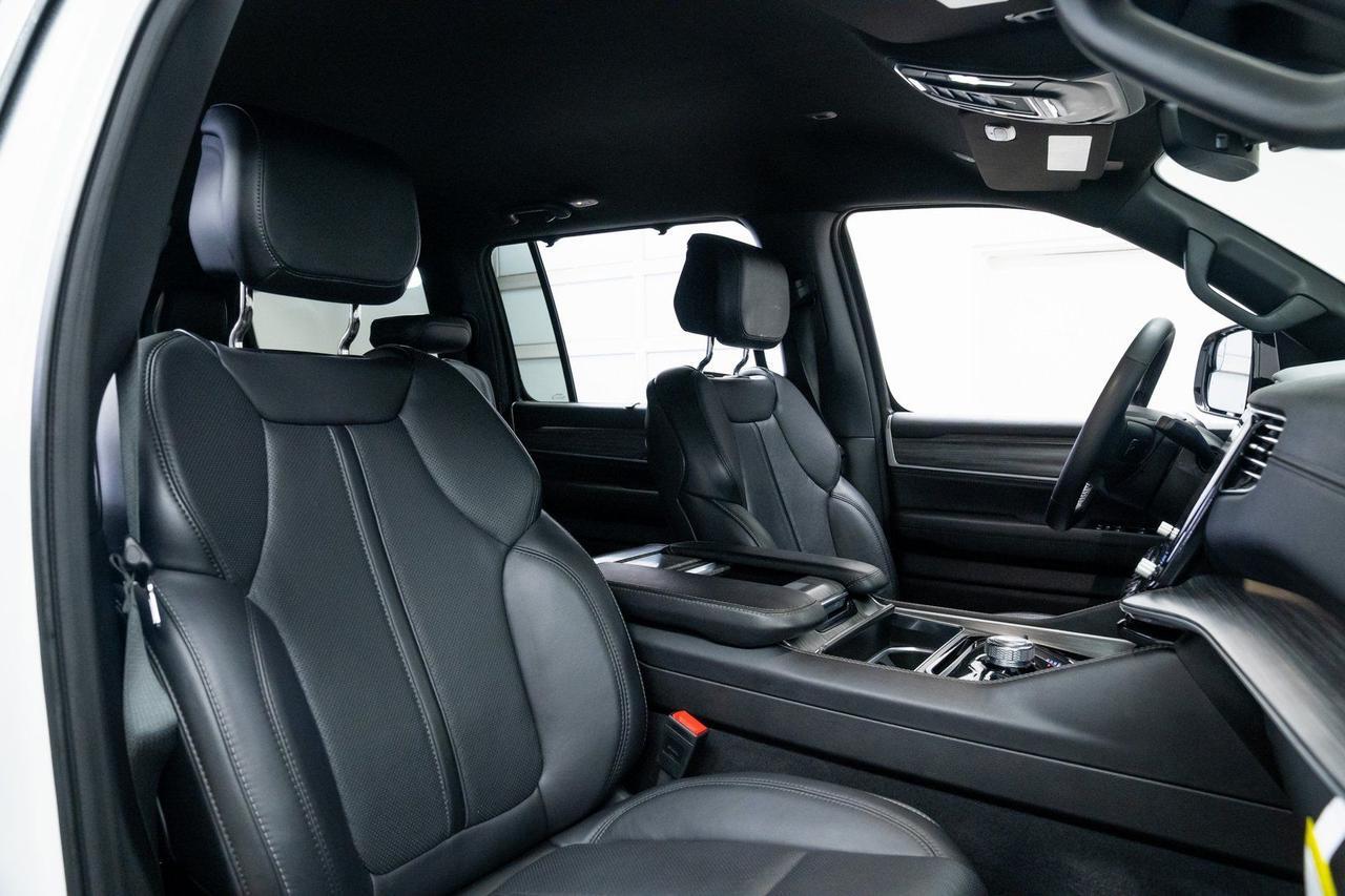 2024 Jeep Wagoneer Series II 1 Owner Head-Up Display Quadra-Lift Air Suspension Portland OR