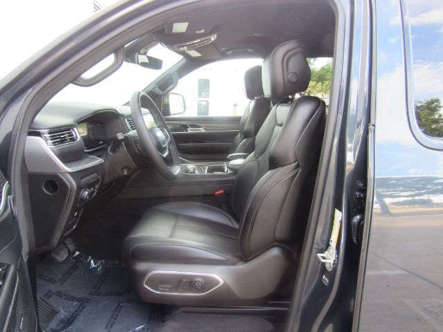 2024 Jeep Wagoneer Series II 4x2 Plano TX