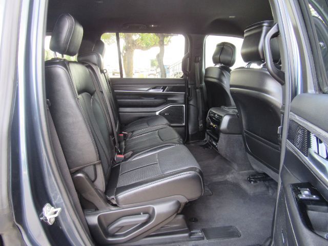 2024 Jeep Wagoneer Series II 4x2 Plano TX