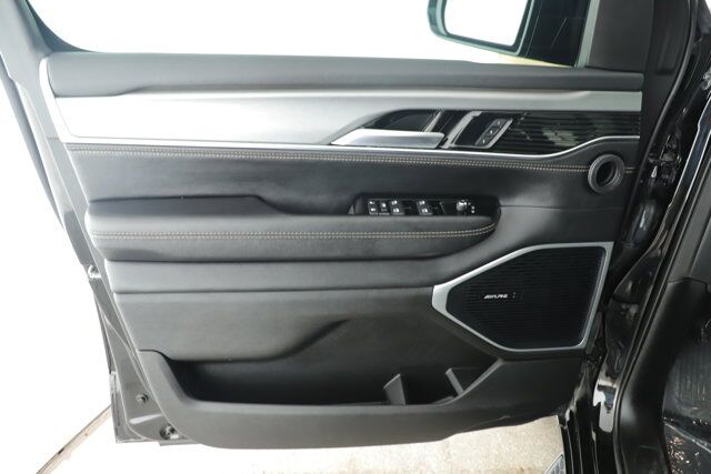 2024 Jeep Wagoneer Series II Carbide New Braunfels TX