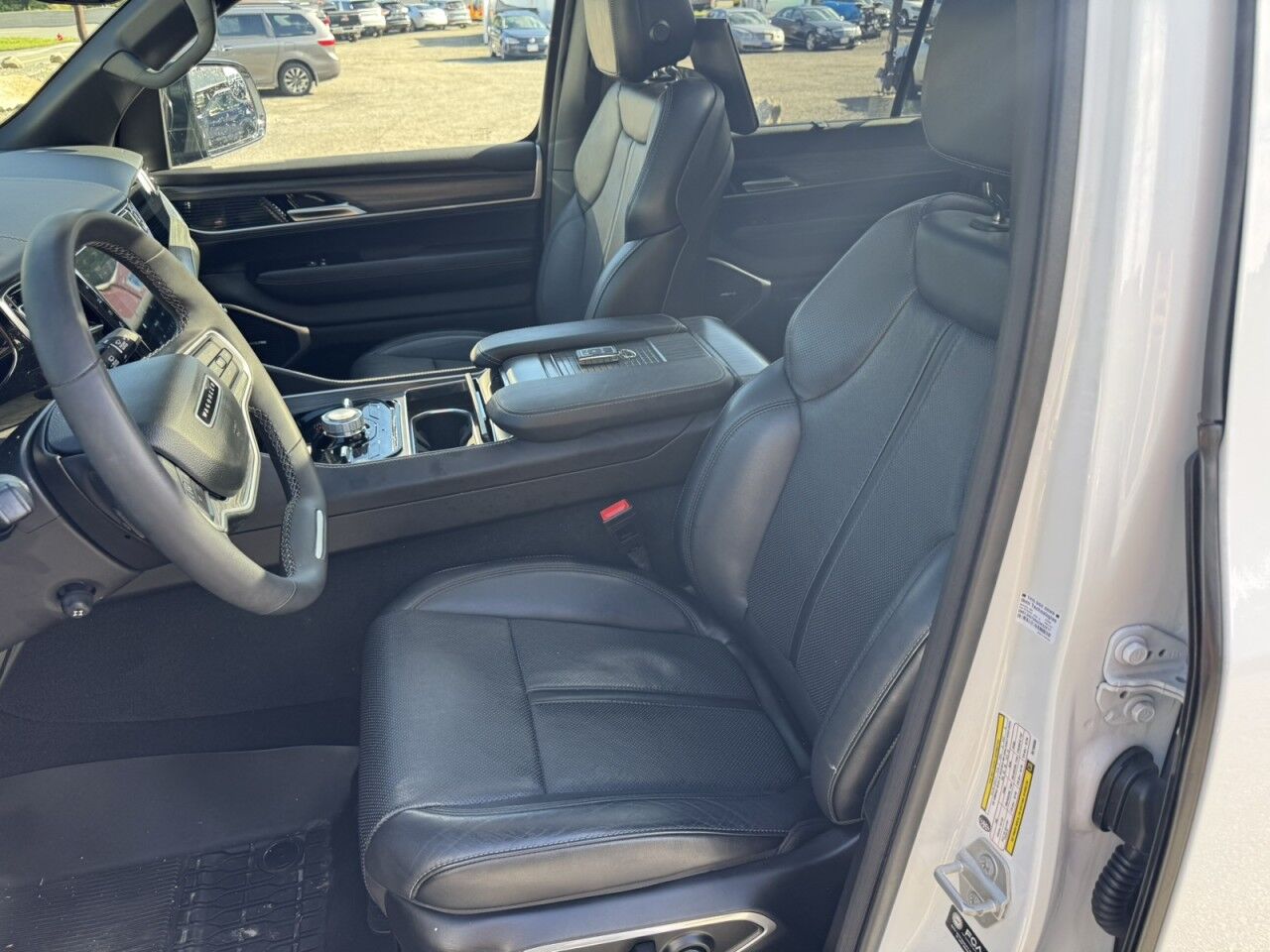 2024 Jeep Wagoneer Series II Charlton MA
