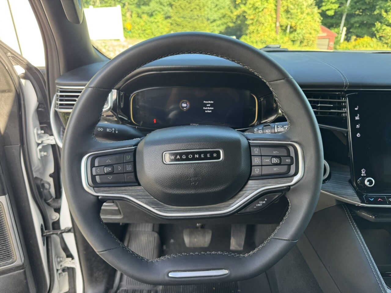 2024 Jeep Wagoneer Series II Charlton MA