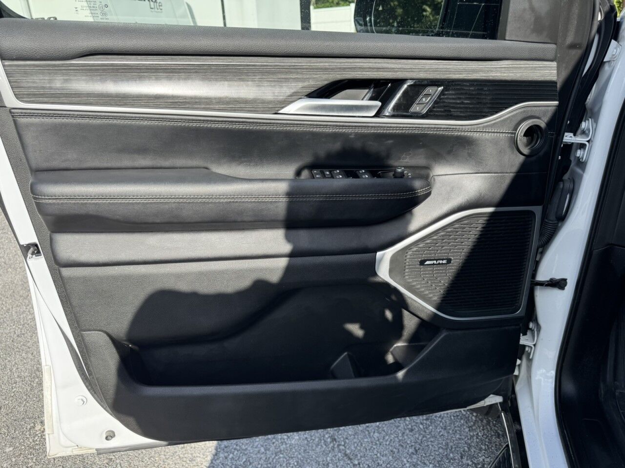 2024 Jeep Wagoneer Series II Charlton MA