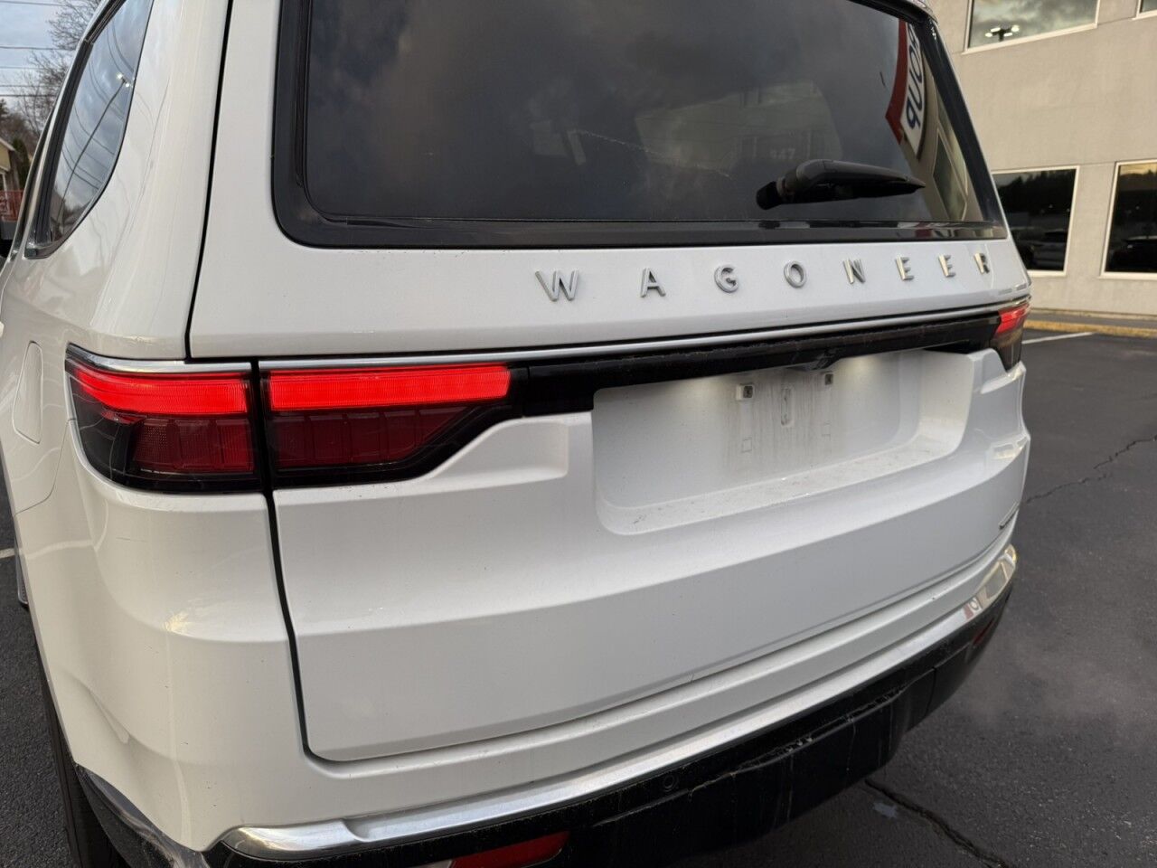 2024 Jeep Wagoneer Series II Fitchburg MA