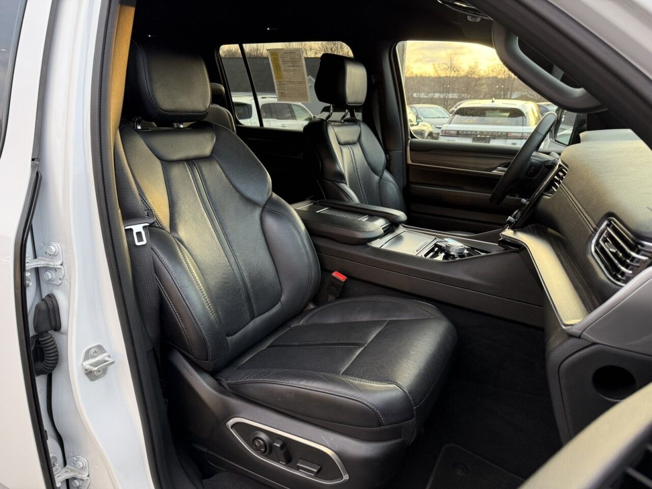 2024 Jeep Wagoneer Series II Fitchburg MA