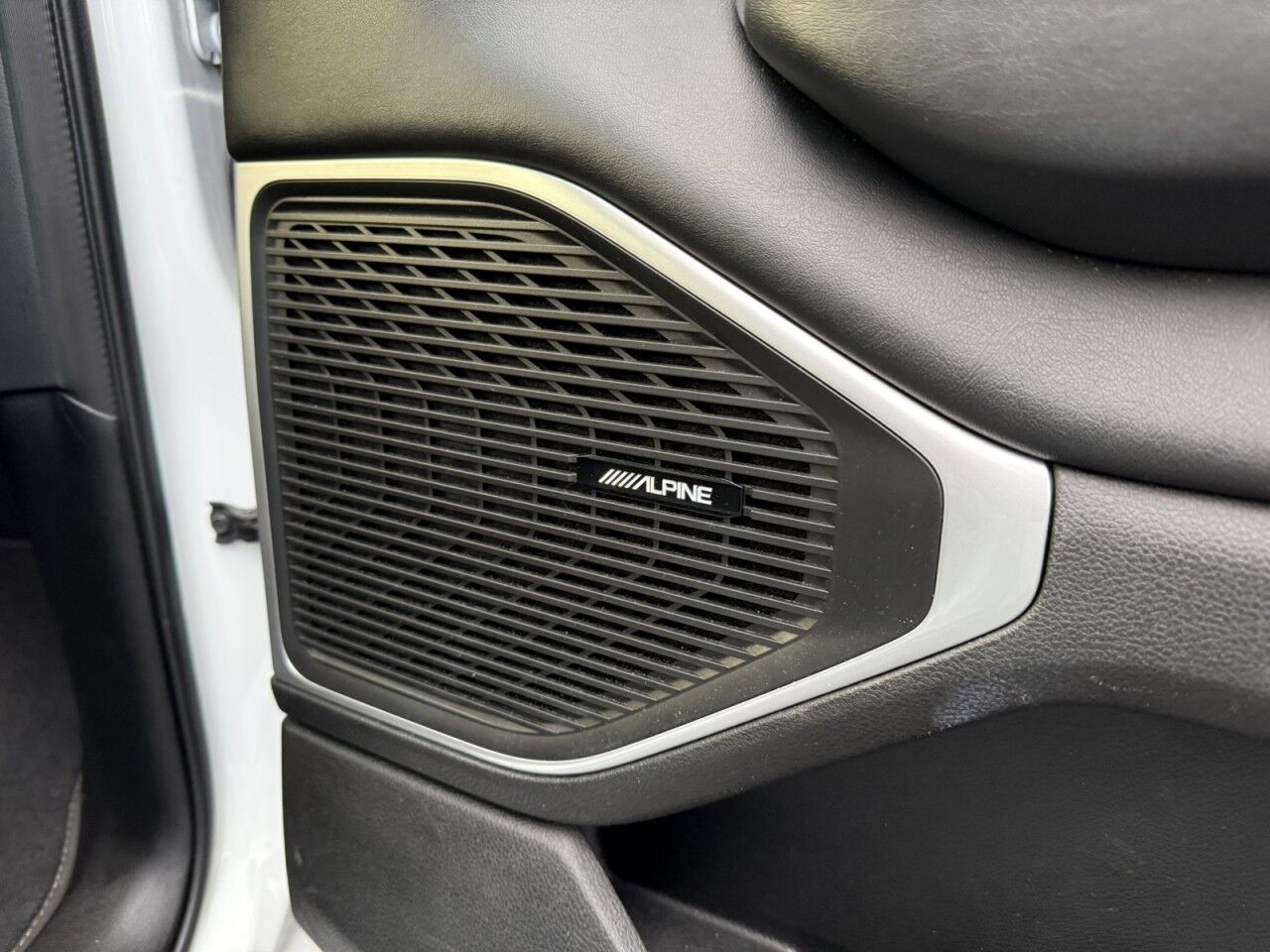 2024 Jeep Wagoneer Series II Fitchburg MA