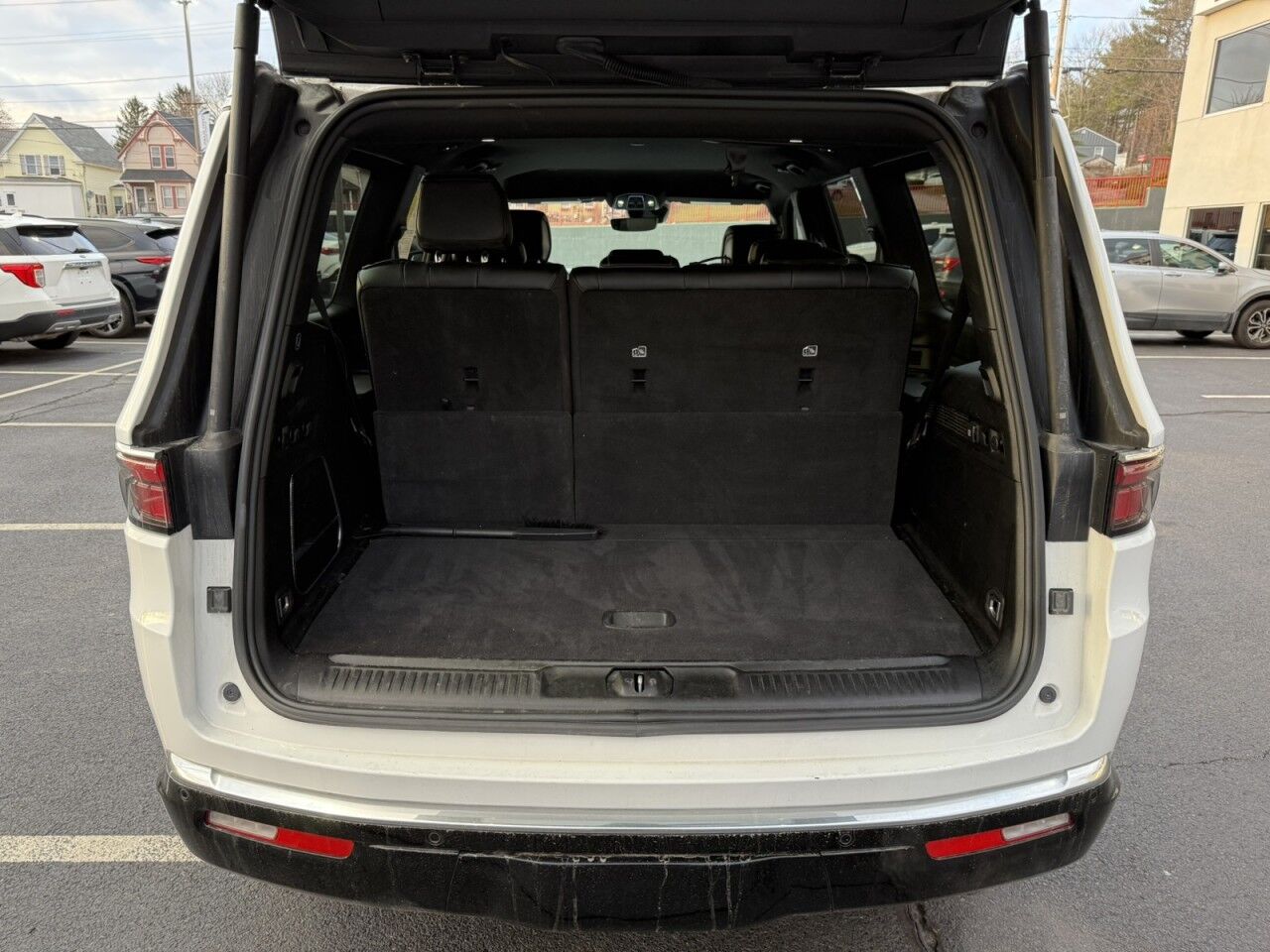 2024 Jeep Wagoneer Series II Fitchburg MA