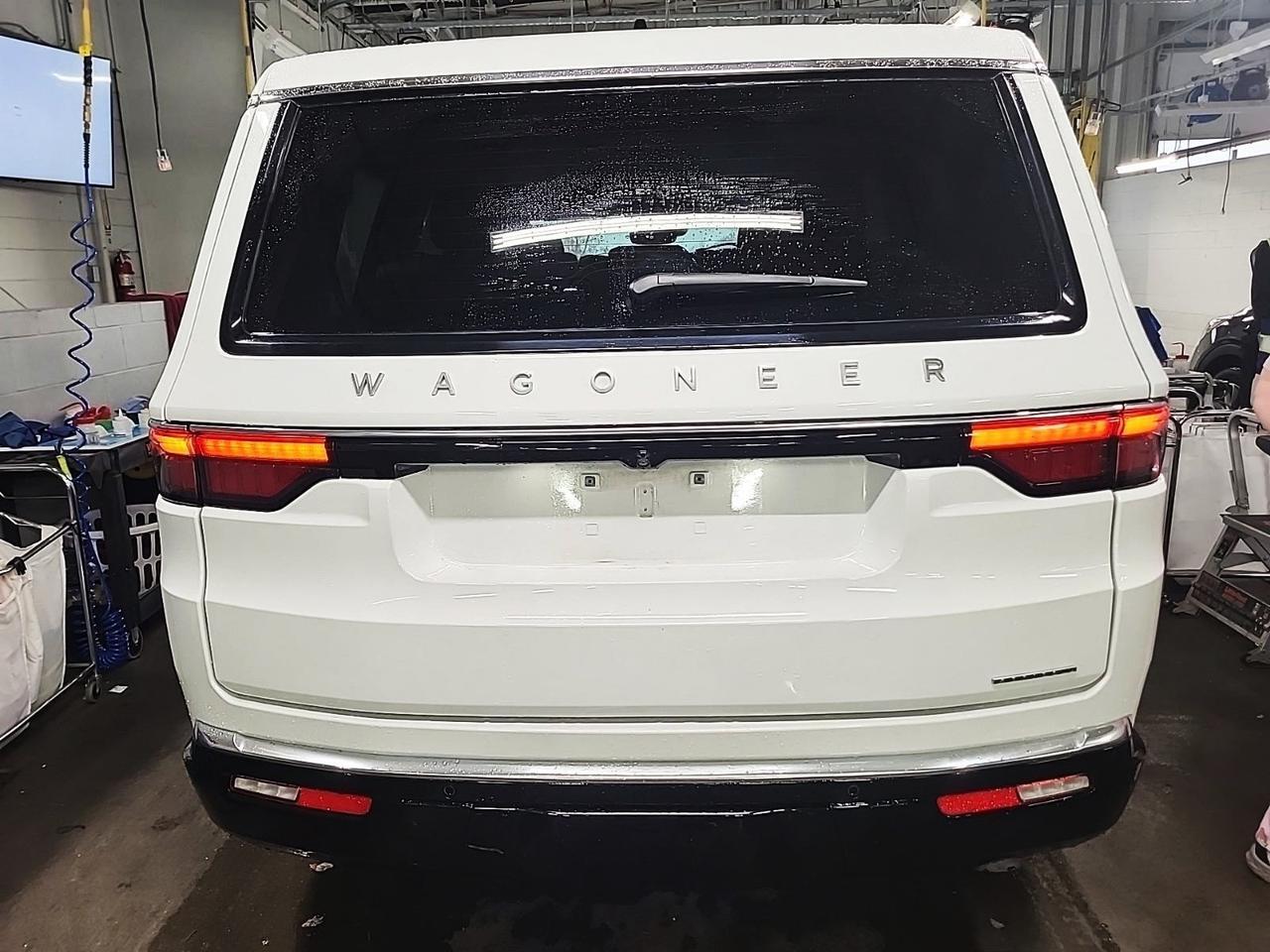 2024 Jeep Wagoneer Series II Head-Up Display Quadra-Lift Air Suspension Portland OR