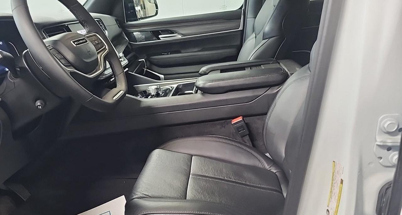 2024 Jeep Wagoneer Series II Head-Up Display Quadra-Lift Air Suspension Portland OR